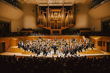 Die Bamberger Symphoniker in ihrer Heimstatt  dem Joseph-Keilberth-Saal in der Konzerthalle Bamberg.