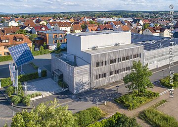 Drohnenaufnahme vom Energiepark in Hirschaid