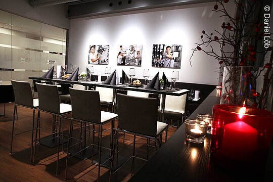 Foto: Daniel Löb / Loeb /  ASV-Autorennummer: 4026335  Bamberg Brose ArenaFoto: © Daniel Löb / Loeb ASV-Autoren-Nummer: 4026335 / Ust.-ID: DE 186 317 170  Wiesenstrasse 28, 96114 HirschaidMobil: 0171/4157296Bankverbindung: Sparkasse Nürnberg BLZ: 770 500 00 / Konto: 302 515 267IBAN: DE25 7705 0000 0302 5152 67Jede Nutzung des Fotos ist honorarpflichtig gemaess derzeit gueltiger MFM Liste zzgl. Mehrwertsteuer. Urhebervermerk wird nach Paragraph 13 UrhG ausdruecklich verlangt. Belegexemplar erforderlich! Bei Verwendung des Fotos ausserhalb journalistischer Zwecke bitte Ruecksprache mit dem Fotografen halten. - Each usage of the photo requires a royalty fee in accordance to MFM and byline Daniel Löb. No model release. For any usage other than editorial purposes please contact the author.