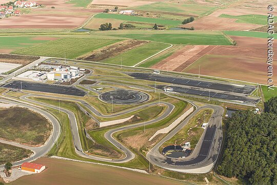 Luftaufnahme vom ADAC Fahrsicherheitszentrum in Schlüsselfeld